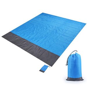 Mat4Beach, vandeniui atspari kilimėlis paplūdimiui ar stovyklavimui (1+1 NEMOKAMAI)