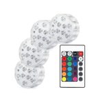 GlowWaterLights, 4 vandeniui atsparūs LED šviestuvai su nuotolinio valdymo pulteliu.