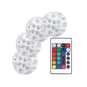 GlowWaterLights, 4 vandeniui atsparūs LED šviestuvai su nuotolinio valdymo pulteliu.